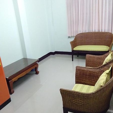 Ban Pongphan Chiang Mai Luaran gambar